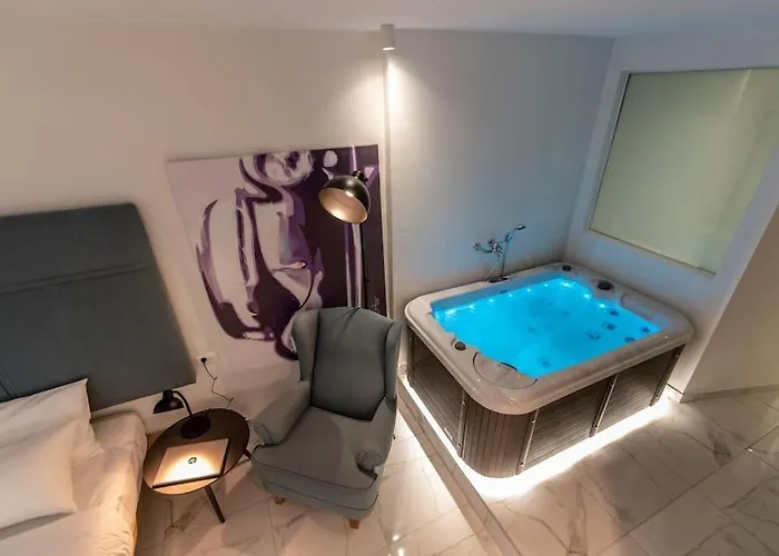 Mg Sapphire Jacuzzi Premium Apartmán Soluň
