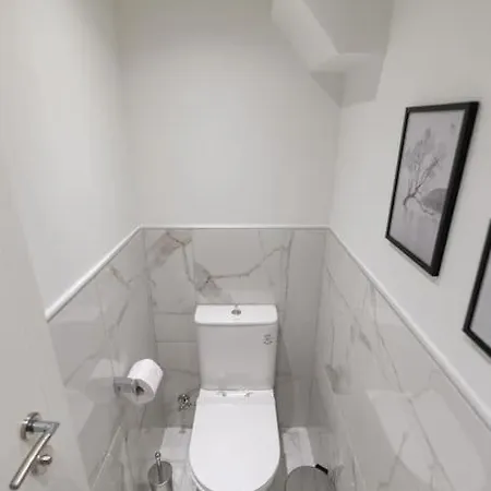 Mg Sapphire Jacuzzi Premium Apartament Salonic